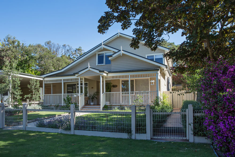Sunny Side Up Bed & Breakfast 4*